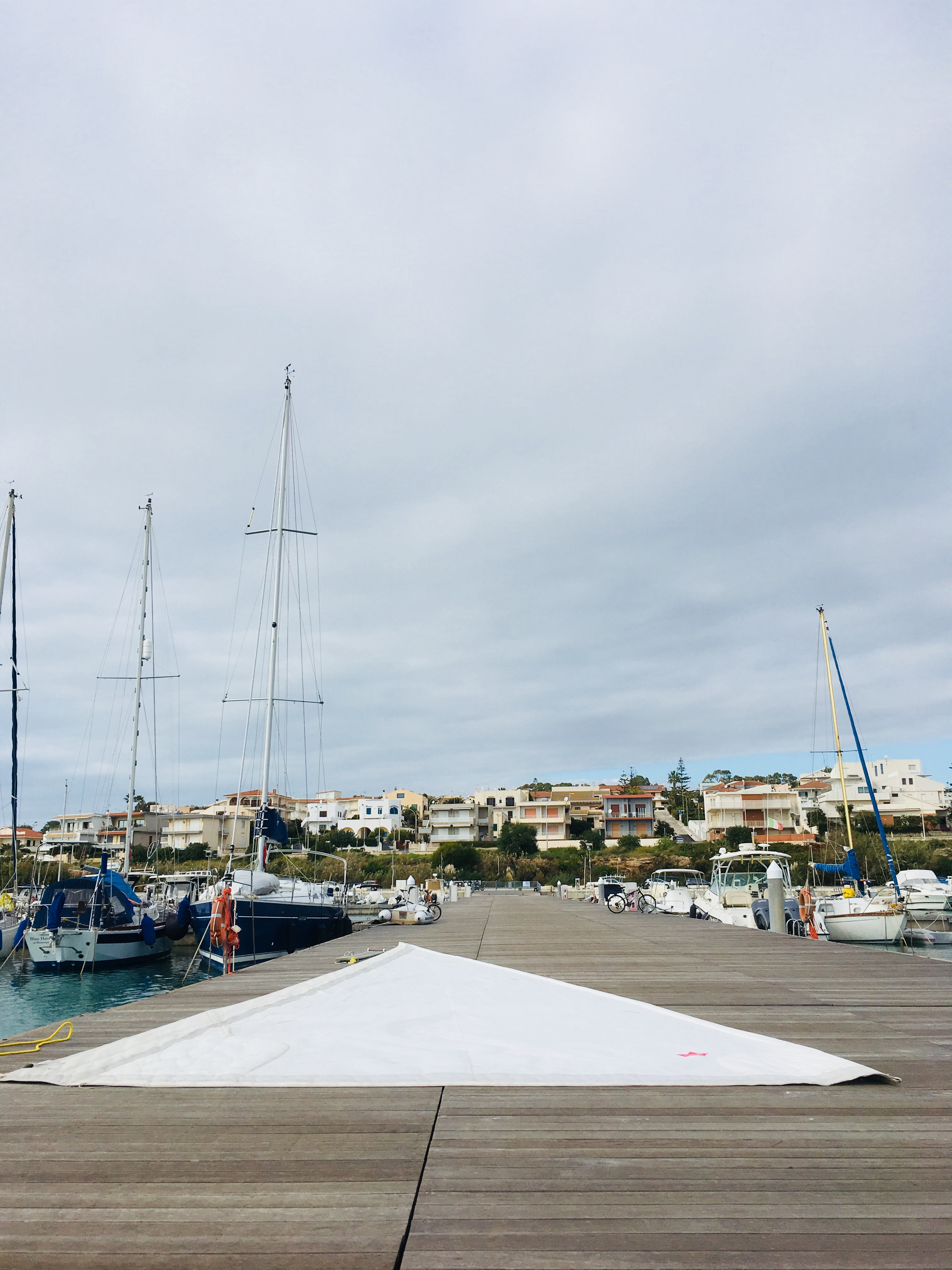 D2675CCE-B281-4F6F-B5D0-EC91C2F1AEFC