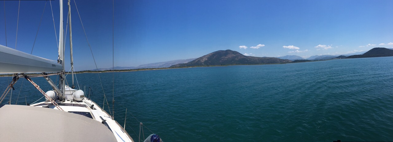 B892C704-5694-43E5-98AA-7B96A6301BAF